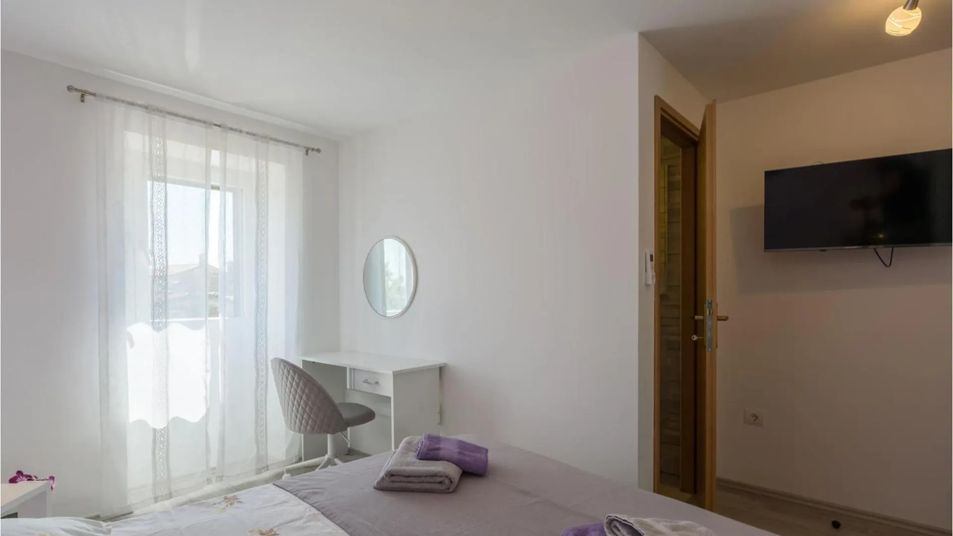 2 Bedroom Beautiful Home In Marčana 0*,
